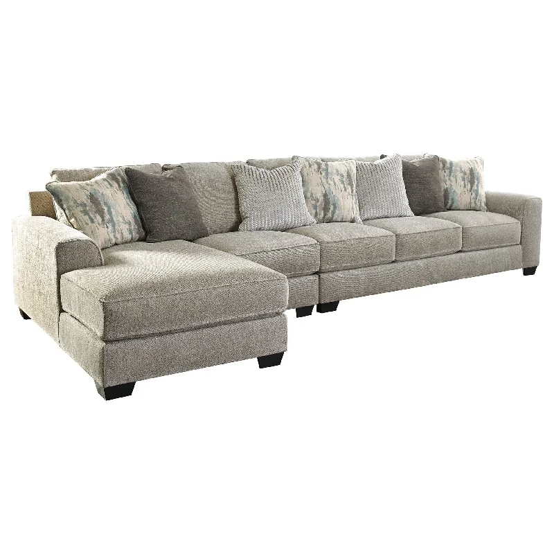 Benchcraft® Ardsley 3-Piece Sectional With Chaise