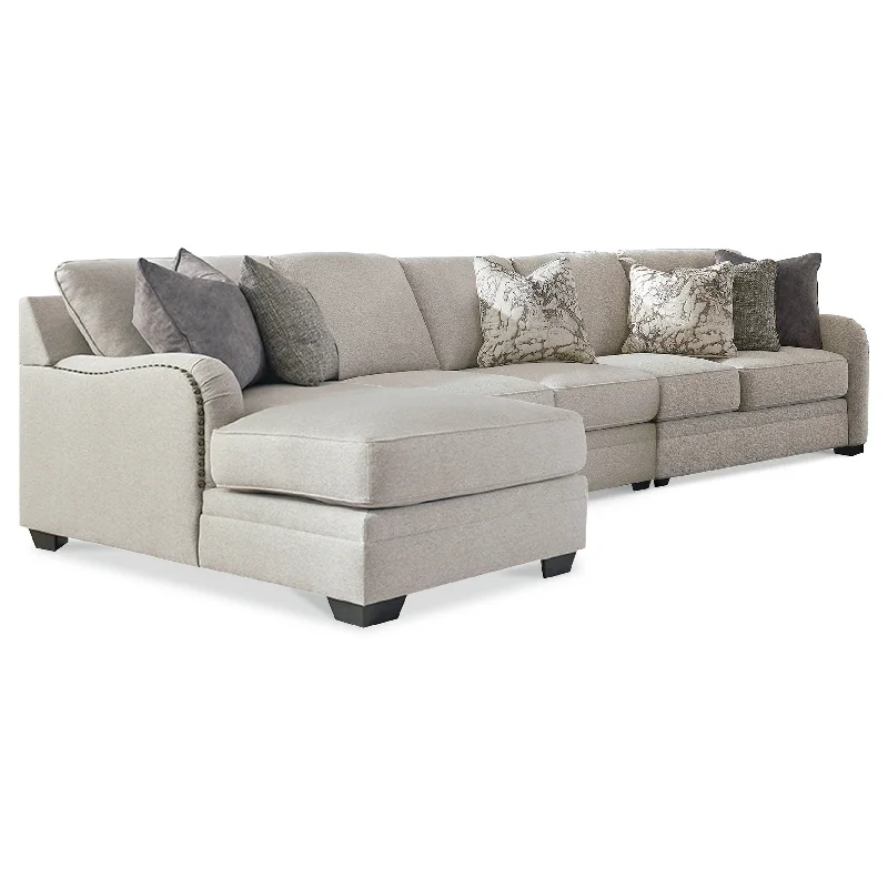 Benchcraft® Dellara 3-Piece Sectional with Chaise