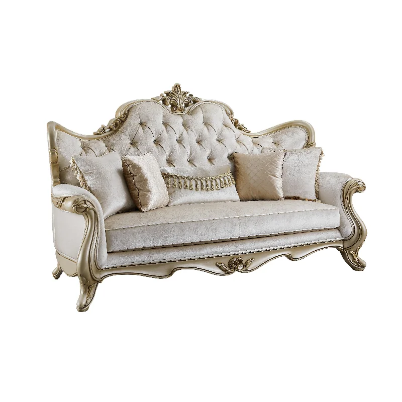 New Classic Monique Sofa