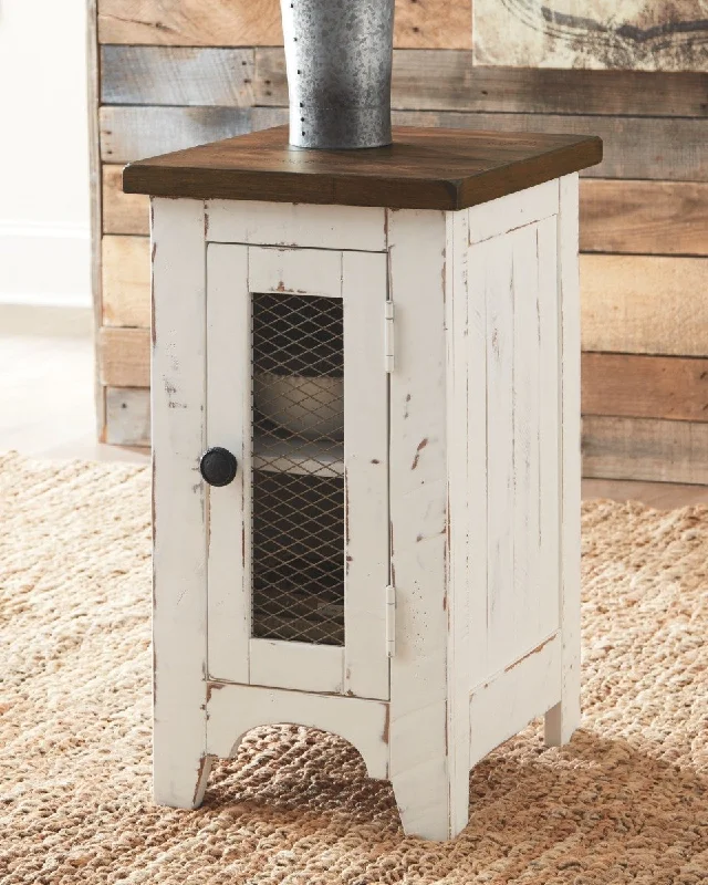 Wystfield Chair Side End Table White/Brown by Ashley Furniture