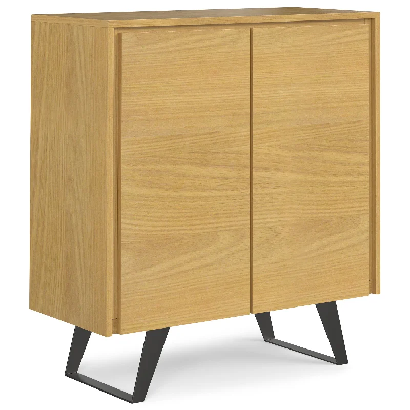 Lowry Medium Storage Cabinet in Oak